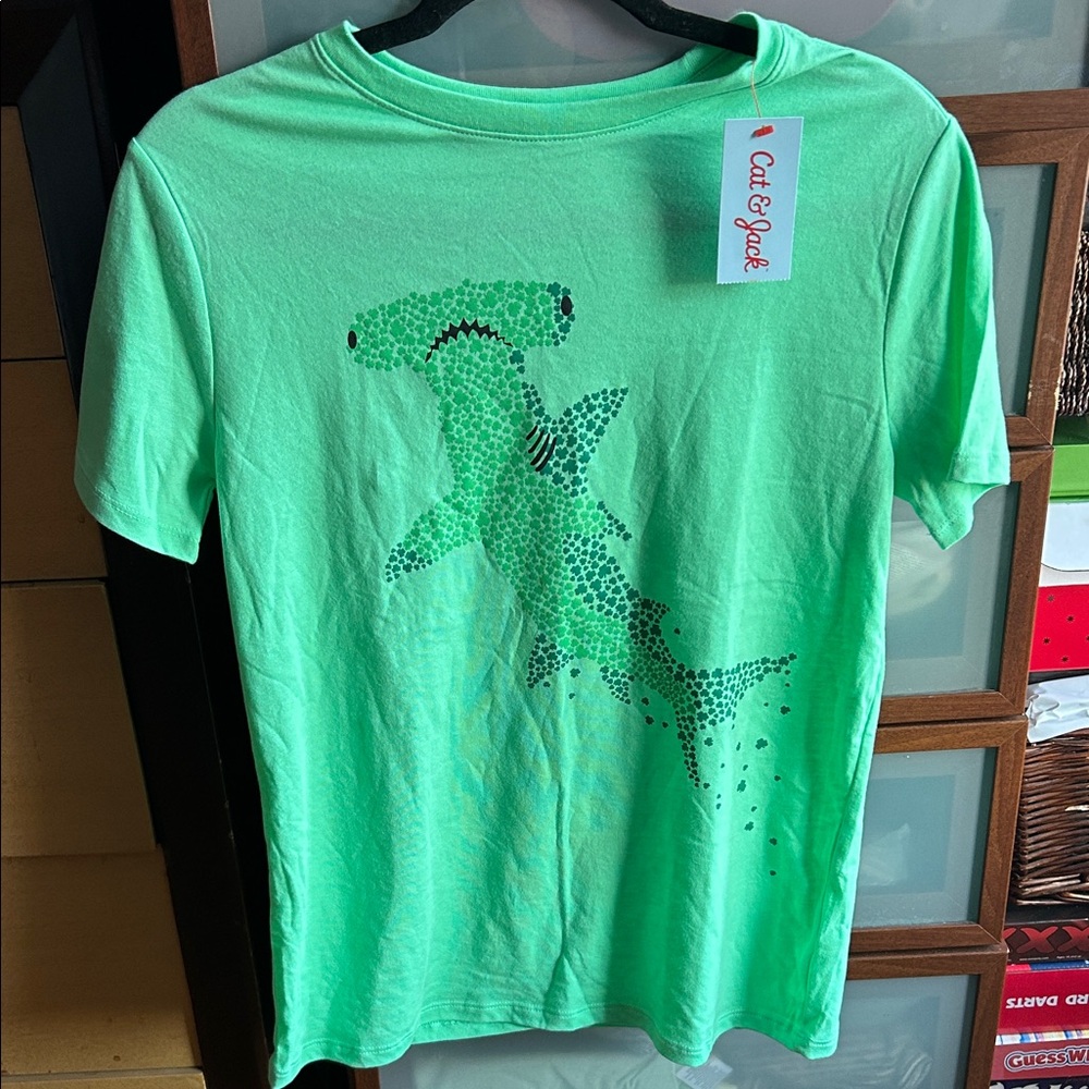 Cat & Jack Green Shark Graphic Tee size xl 14 nwt